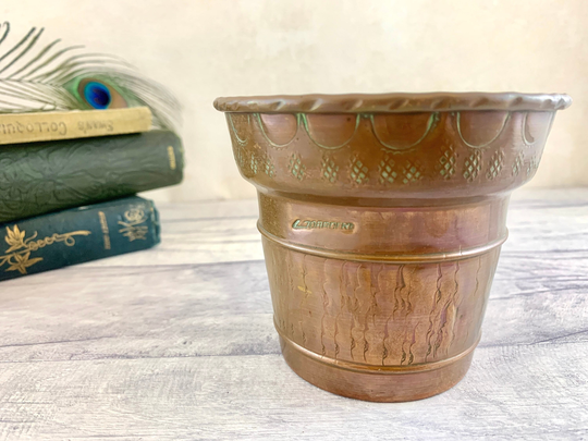 Small Vintage Copper Pot/Handmade Metal Planter Arts & Crafts Style