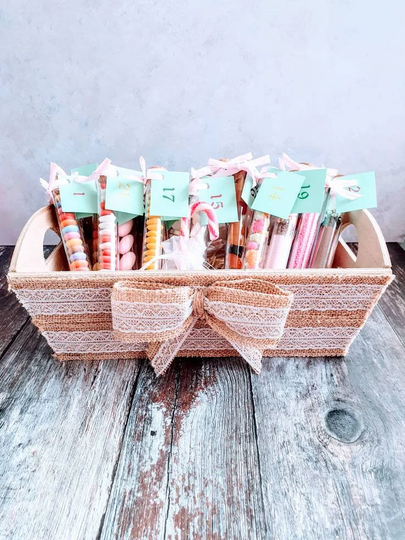 Advent Calendar Set, Sweets, Chocolates, Bath Salts, Mulled Wine, Christmas, Party/Birthday Box