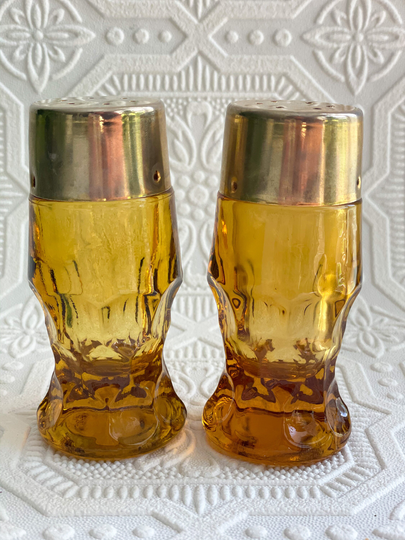 Anchor Hocking Georgian Amber Glass Salt & Pepper Shakers