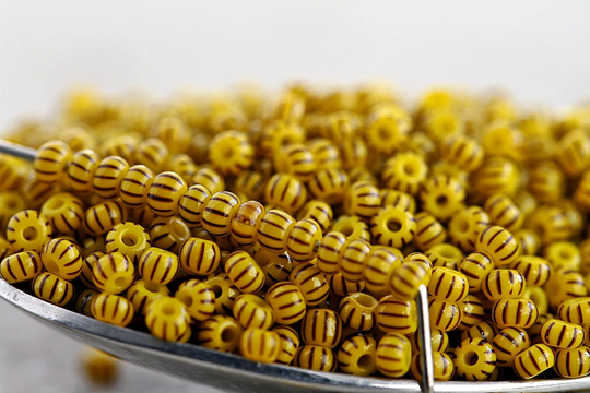 30G 11/0 Yellow Black Striped Seed Beads Czech Glass For Jewelry Making Tiny Spacer