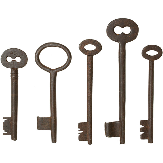 Set of 5 original antique keys