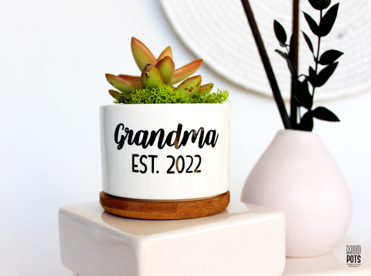 Grandma Est. Year | I'm Pregnant New Gift Pregnancy Reveal You're Going To Be A Baby On The Way