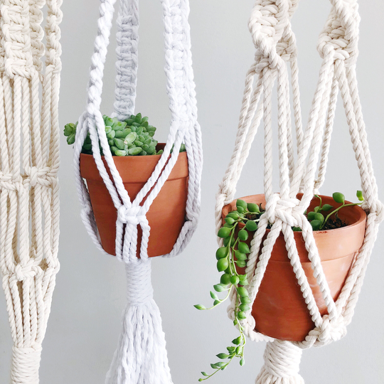 Macrame Plant Hanger/Modern Natural Holder // Home Decor Boho Style