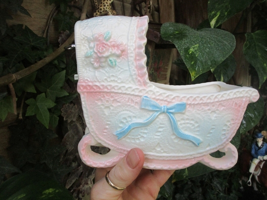 Rock A Bye Baby Bassinette Planter Music Box Nursery Japan