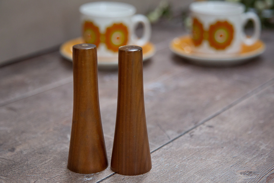 Wooden Salt & Pepper Pots. Brown Wood Shakers. Condiment. Tableware. Mid Century. Vintage Kitchen 1960S 1970S