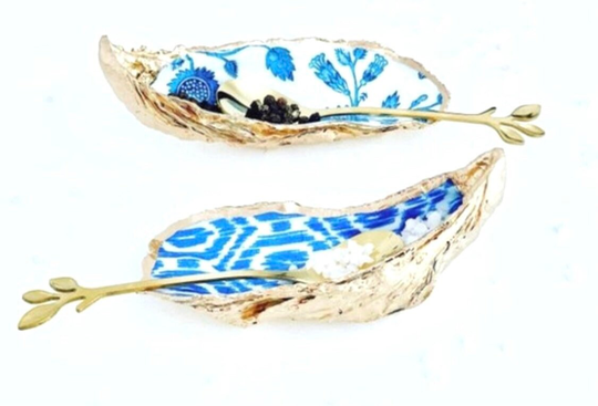 Salt & Pepper Oyster Shell Dish Set With Two Golden Spoons , Décor Gift For Bride, Birthday Gift, Christmas Idea