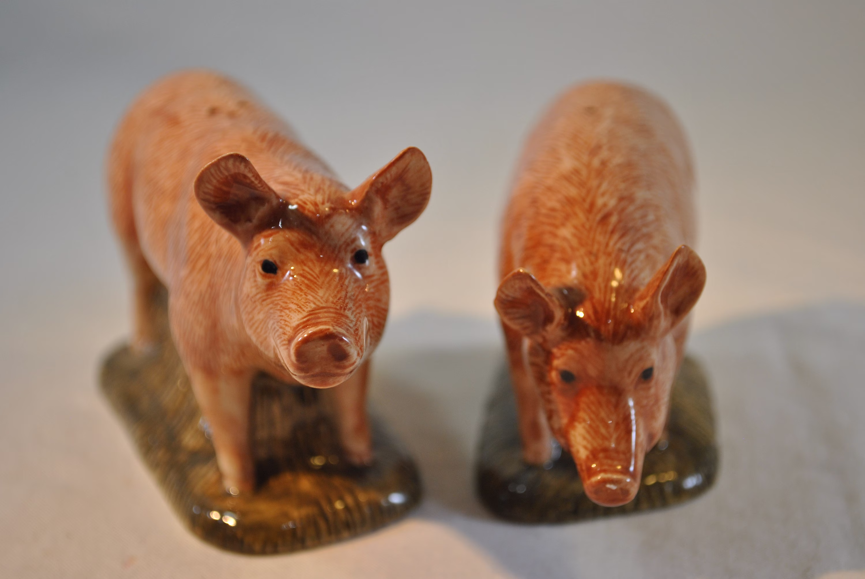 Realistic Pink Pig Salt & Pepper Shakers, Collectible, Vintage, Made By Quail