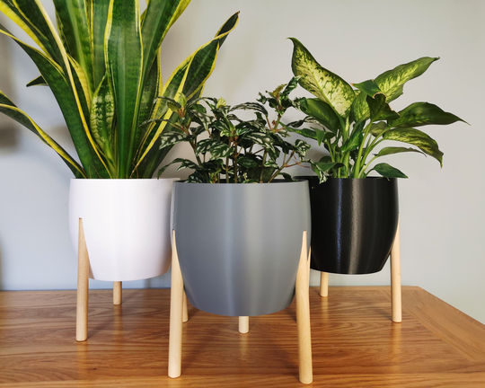 Plant Pot With Wood Legs, Inbuilt Hardwood Planter, Eco-Friendly, Indoor Plants, 3D Printed, Classic Pot, Legs