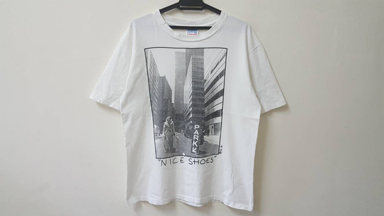 Vintage 90S Photographic Art Tee Made in Usa Single Stitch Rare T Shirt