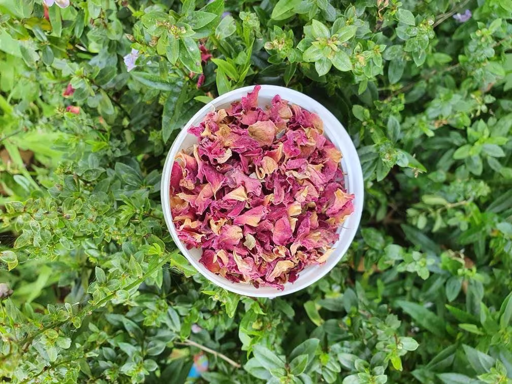 Dried Red Rose Petals. Used For Candle Making, Soap Herbal Bath, Nature Play, Cake Decorating Flower Confetti
