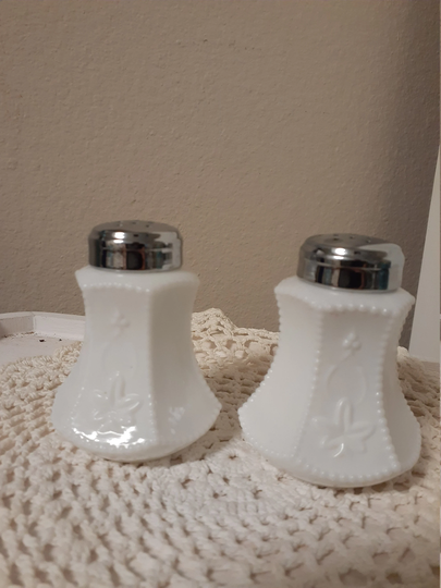 Set Of Milk Glass Salt & Pepper Shakers