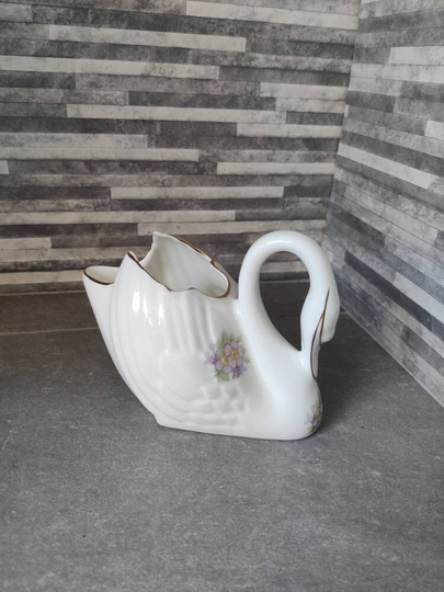 Floral White Swan Planter