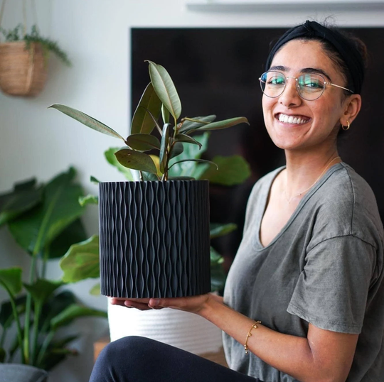 Planter Pot With Drainage, Mica For Succulents, Flowers & Small Plants | Plants Not Included Black