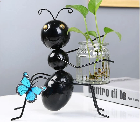 Metal Ant Plant Vase I Cute Planter For Indoor & Outdoor Plants