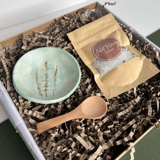 Green And Gold Bath Salt Set