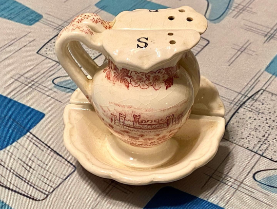 Vintage Washing Pitcher & Bowl Salt Pepper Shakers Castle Flowers Floral Pink Rose Red