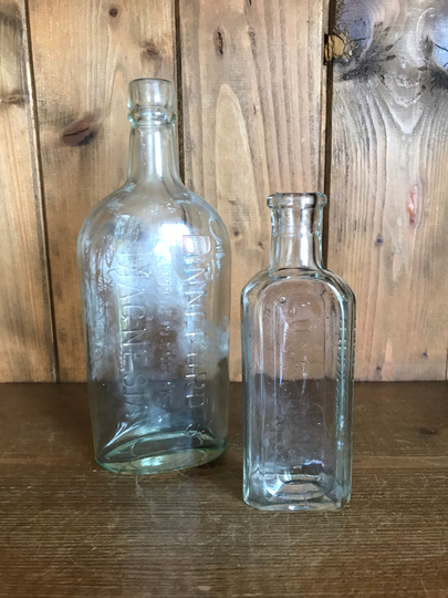 Lovely Vintage Set Of 2 Chemist Medicine Bottles