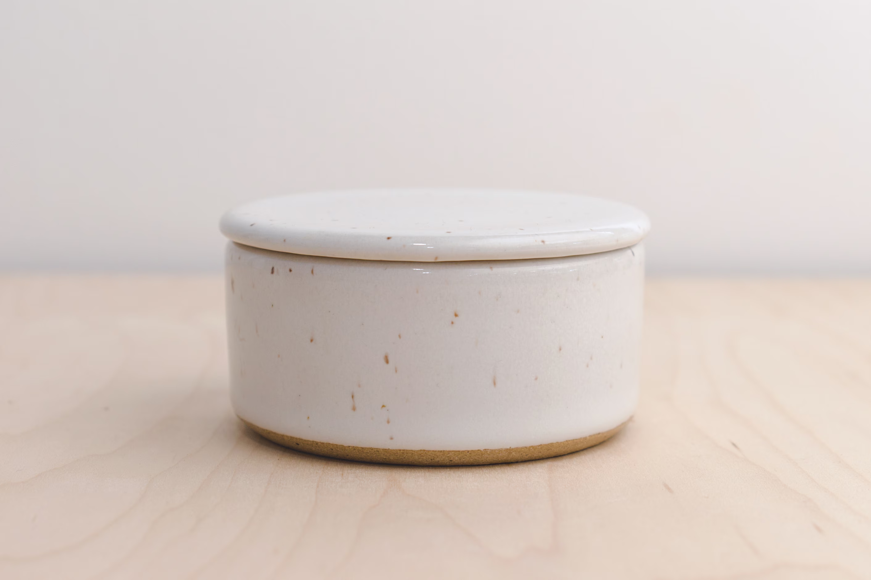 Speckled White Salt Cellar - Ceramic With Lid Pig Keeper Container Stoneware