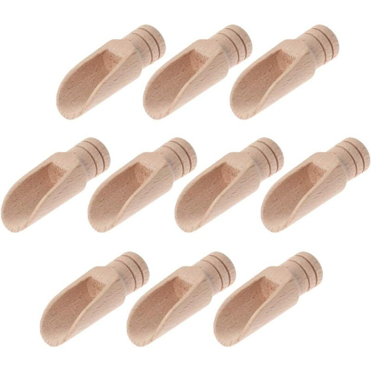 Small wooden spoons with small salt balls and small bamboo spoons with spoons for flavoring oil, coffee, tea, sugar and milk powder