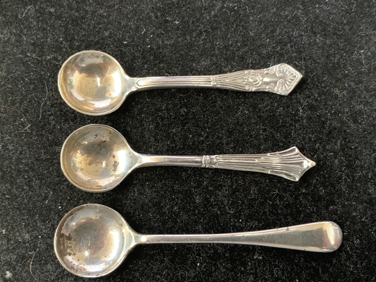 3 X Antique Hallmarked .925 Sterling Silver Salt Spoons 1897 & 1907