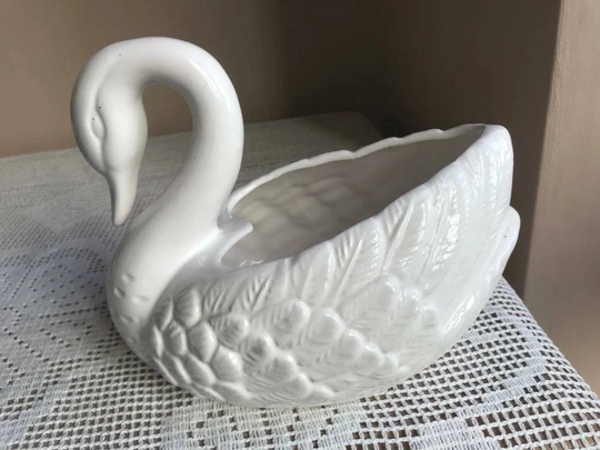 White Swan Planter